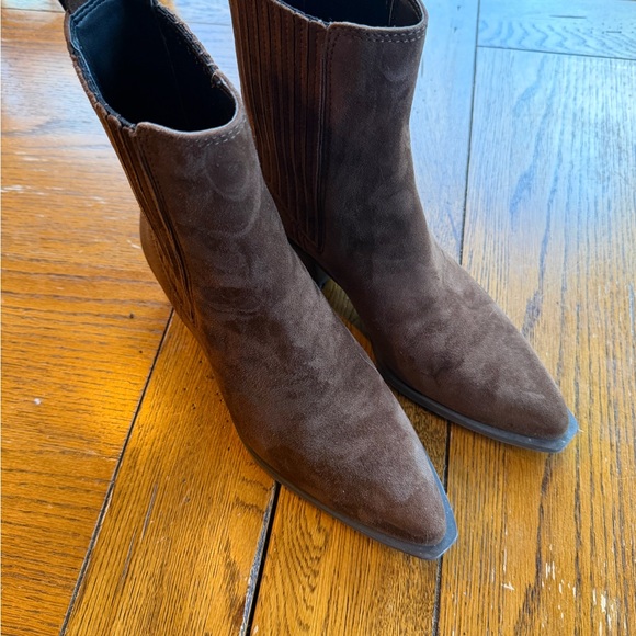 Stuart Weitzman Kai Bootie size 8 - Picture 2 of 7